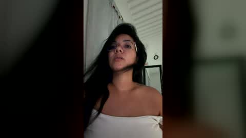 tezza smith online show from June 24, 2026, 12:53 am