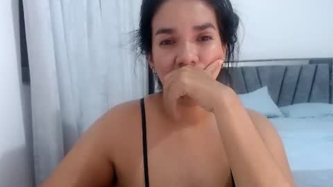tezza smith online show from July 17, 2026, 11:42 pm