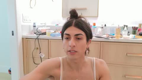 babygirlmami online show from May 20, 2026, 6:36 pm