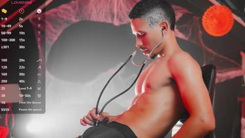 Snapshot of th_russ chatting on March 12, 2025, 5:49 pm INSTAGRAM Th1rss online show from March 12, 2025, 5:49 pm