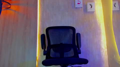 Snapshot of thaddeus_king chatting on February 12, 2025, 2:56 am thaddeus king online show from February 12, 2025, 2:56 am