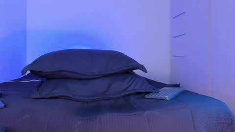 thadeo_king online show from April 28, 2026, 2:33 pm