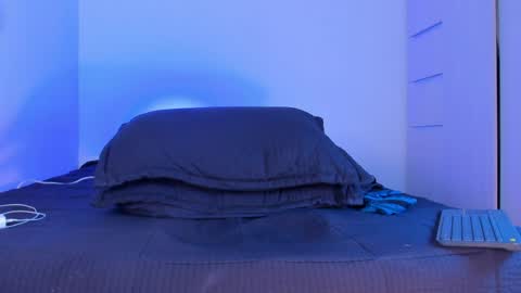 thadeo_king online show from April 29, 2026, 2:32 pm