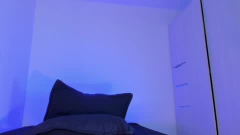 thadeo_king online show from May 1, 2026, 1:05 pm