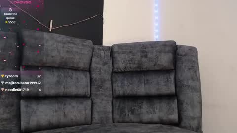 Snapshot of thalia_anderson chatting on March 12, 2025, 6:44 pm Thalia Anderson online show from March 12, 2025, 6:44 pm