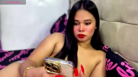 Ms. Thalia online show from November 27, 2025, 4:47 am