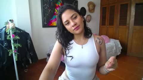    online show from December 12, 2024, 6:53 pm