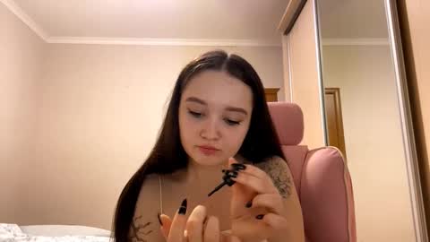 Yumi online show from March 10, 2026, 4:23 pm