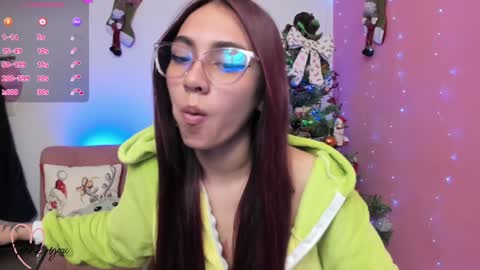 Snapshot of thamara_cooper_ chatting on December 20, 2024, 9:11 am thamara_cooper_ online show from December 20, 2024, 9:11 am