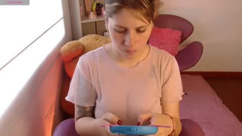 Snapshot of thamarajane1 chatting on January 23, 2025, 7:07 pm online show from January 23, 2025, 7:07 pm