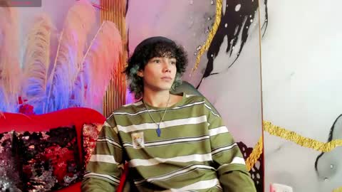 Snapshot of thanier_18 chatting on May 23, 2026, 3:34 am thanier_18 online show from May 23, 2026, 3:34 am