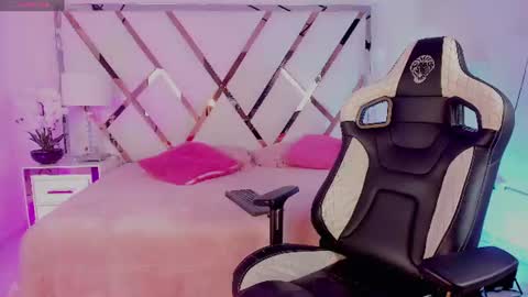 Snapshot of thanier_18 chatting on June 12, 2026, 8:41 pm thanier_18 online show from June 12, 2026, 8:41 pm
