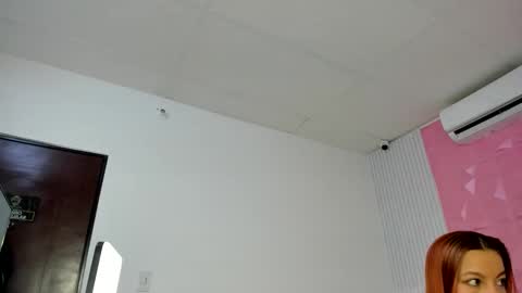 Snapshot of that_temptation chatting on September 21, 2025, 6:09 pm that_temptation online show from September 21, 2025, 6:09 pm