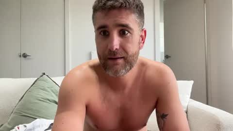 thataustralianguy11 online show from March 12, 2026, 8:20 am