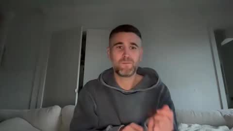 Snapshot of thataustralianguy11 chatting on May 14, 2026, 7:59 am thataustralianguy11 online show from May 14, 2026, 7:59 am