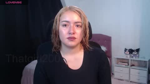 Snapshot of thatgirl2003 chatting on September 21, 2025, 2:08 pm online show from September 21, 2025, 2:08 pm