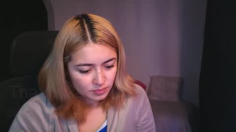 Snapshot of thatgirl2003 chatting on October 27, 2025, 11:36 am online show from October 27, 2025, 11:36 am