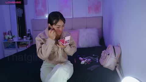 Snapshot of thatgirl2003 chatting on February 4, 2026, 11:49 am online show from February 4, 2026, 11:49 am