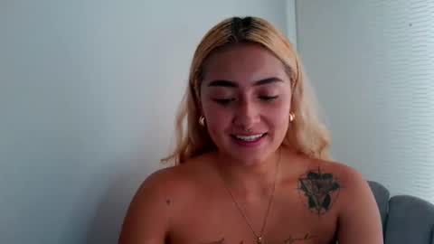 Snapshot of thatgirl2003 chatting on July 20, 2026, 6:54 pm online show from July 20, 2026, 6:54 pm