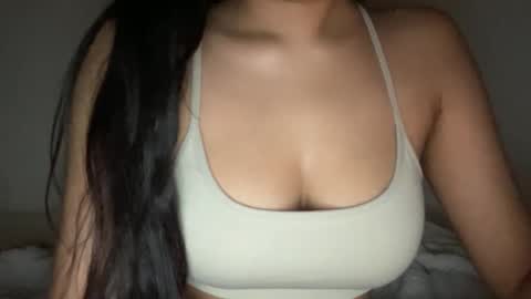 Melanie online show from February 11, 2026, 4:28 am