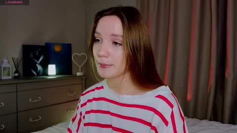 Snapshot of thatonerabbit chatting on December 5, 2025, 12:36 pm Alice online show from December 5, 2025, 12:36 pm