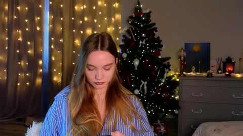 Snapshot of thatonerabbit chatting on December 21, 2025, 11:50 am Alice online show from December 21, 2025, 11:50 am