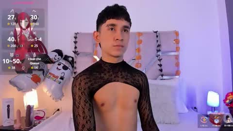 Thayler  online show from October 7, 2025, 11:07 am