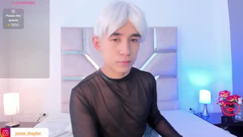 Thayler  online show from April 22, 2026, 11:12 am
