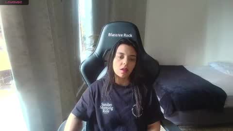 Paola online show from December 16, 2025, 7:19 pm