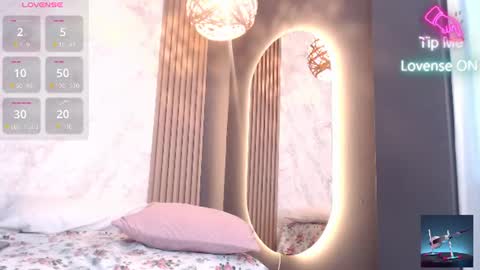 Snapshot of thayssa_ross chatting on July 22, 2026, 5:16 pm THAYSSA ROSS online show from July 22, 2026, 5:16 pm
