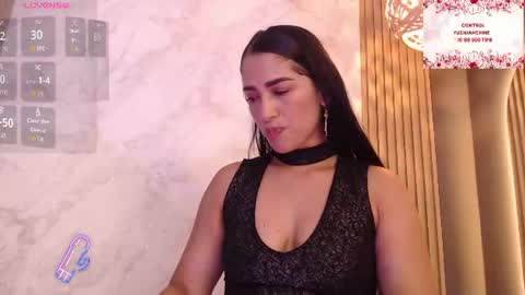 Snapshot of thayssa_ross chatting on August 1, 2026, 7:46 pm THAYSSA ROSS online show from August 1, 2026, 7:46 pm