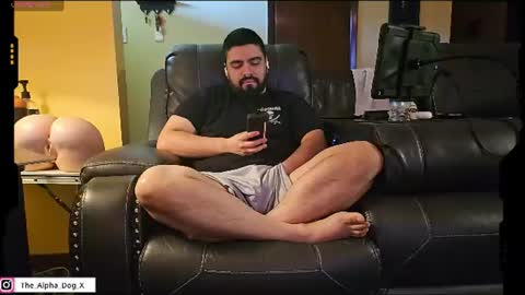 Snapshot of the_alpha_dog_xxx chatting on June 10, 2026, 5:12 pm the_alpha_dog_xxx online show from June 10, 2026, 5:12 pm