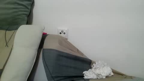 the crazy travellers online show from February 11, 2026, 7:13 am