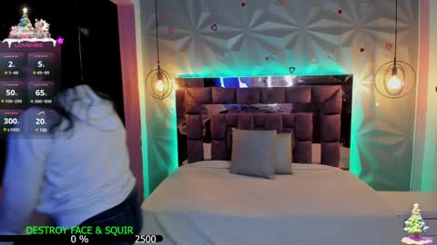 Snapshot of the_cat_girl_ chatting on December 20, 2024, 6:35 pm i am Cat online show from December 20, 2024, 6:35 pm