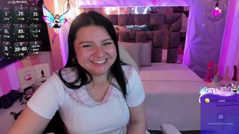 Snapshot of the_cat_girl_ chatting on January 14, 2025, 12:54 am i am Cat online show from January 14, 2025, 12:54 am