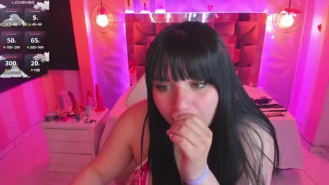 Snapshot of the_cat_girl_ chatting on February 4, 2025, 12:51 am i am Cat online show from February 4, 2025, 12:51 am