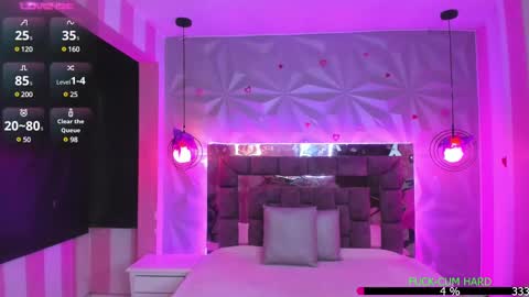 Snapshot of the_cat_girl_ chatting on February 25, 2025, 1:09 am i am Cat online show from February 25, 2025, 1:09 am