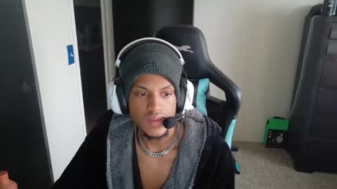 the_dark_lightning online show from December 17, 2025, 9:54 pm