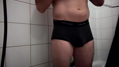 Snapshot of the_delicious_19 chatting on October 16, 2025, 4:30 pm the_delicious_19 online show from October 16, 2025, 4:30 pm