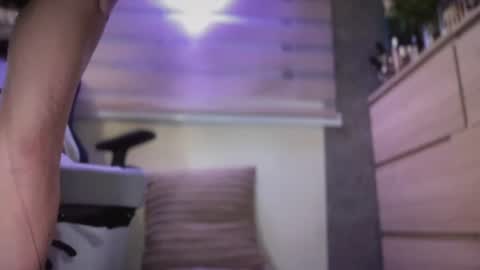 Snapshot of the_enchantressxx chatting on June 11, 2026, 2:59 pm nabi butterfly online show from June 11, 2026, 2:59 pm
