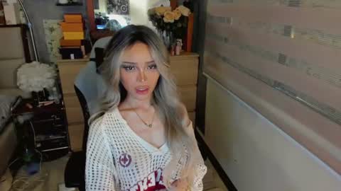 Snapshot of the_enchantressxx chatting on June 22, 2026, 3:47 am nabi butterfly online show from June 22, 2026, 3:47 am