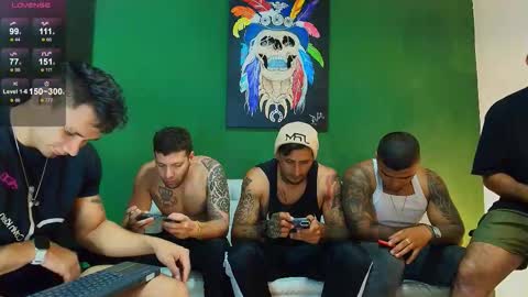 SCOTT  THEO  KAMERON  GENDERSON online show from October 29, 2025, 2:36 am