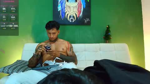 SCOTT  THEO  KAMERON  GENDERSON online show from November 22, 2025, 12:20 am