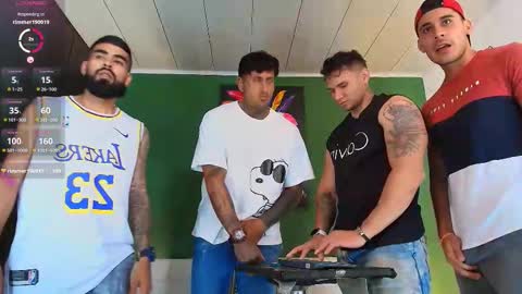 SCOTT  THEO  KAMERON  GENDERSON online show from December 1, 2025, 10:04 pm