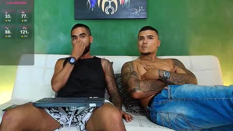 SCOTT  THEO  KAMERON  GENDERSON online show from March 10, 2026, 9:53 pm