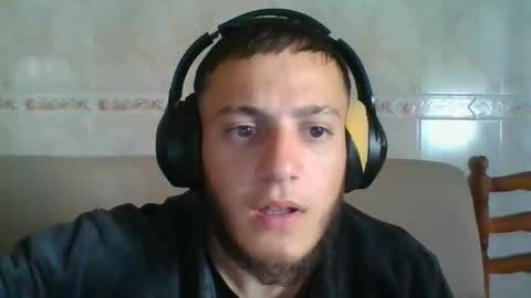 Carlos Parra online show from February 3, 2025, 3:38 pm