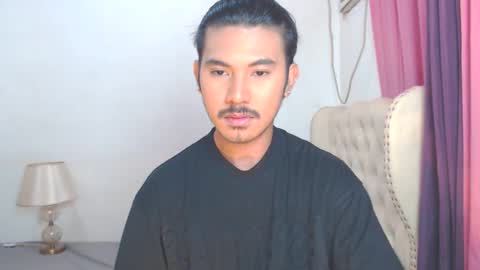 Snapshot of the_killian_jones chatting on March 2, 2025, 5:36 pm ken online show from March 2, 2025, 5:36 pm