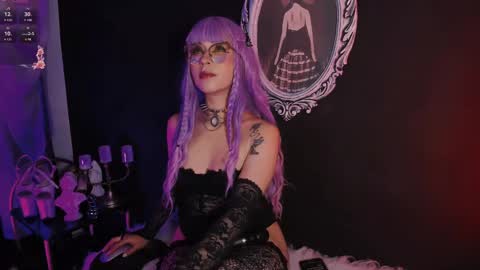 Snapshot of the_kitty_roxy chatting on March 2, 2025, 5:44 am ... ... online show from March 2, 2025, 5:44 am