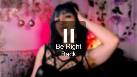 Snapshot of the_kitty_roxy chatting on December 5, 2025, 9:51 am ... ... online show from December 5, 2025, 9:51 am