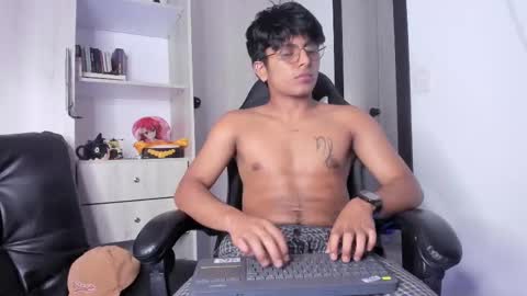 Danny online show from November 9, 2025, 1:04 am